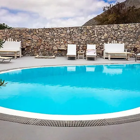 Hotel Lavarock Santorini 3*